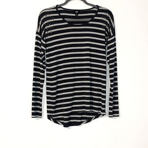 Lee Light Dark Gray Striped Long Sleeve Top With Studded Accents Size